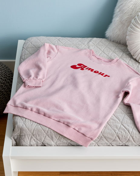 Amour Sweat Shirt